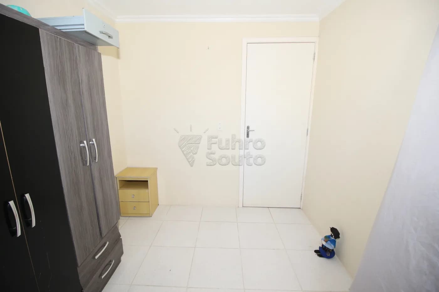 dnh7ub-pelotas-apartamento-padrao-tres-vendas-27-06-2024_23-54-05-11.webp