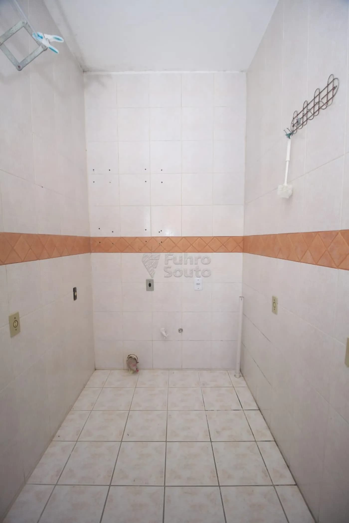 dqkihq-pelotas-comercial-predio-areal-26-08-2025_16-38-02-18.webp