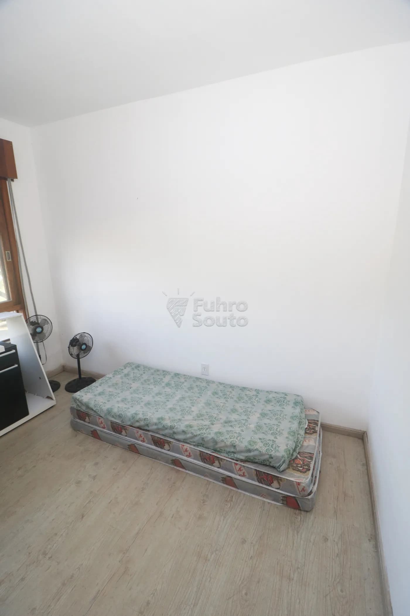 dv398q-pelotas-apartamento-padrao-centro-13-12-2025_01-22-35-693cea0bb9ddf.webp