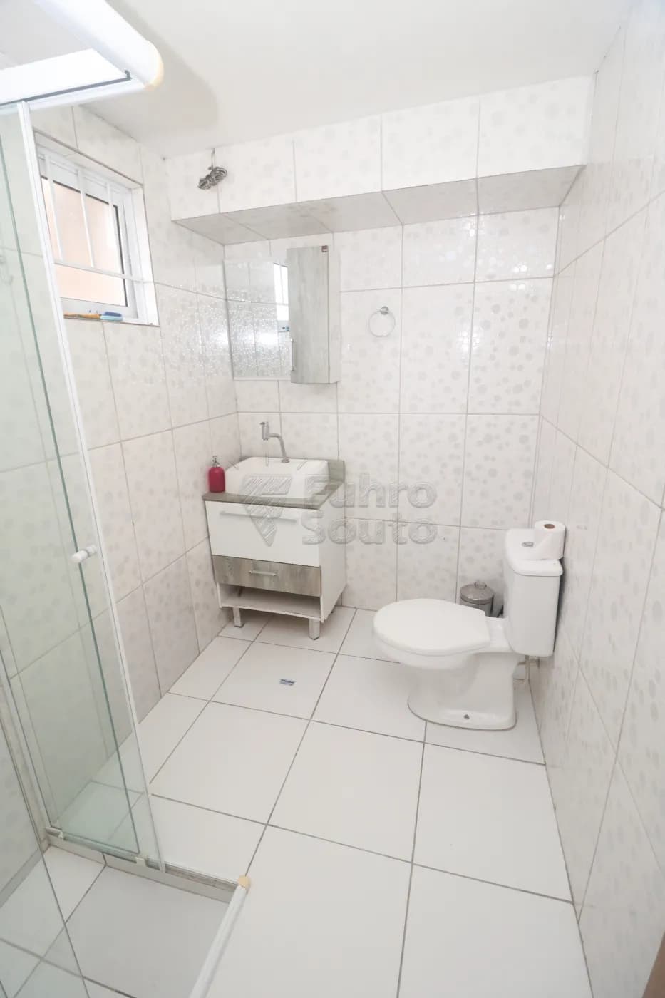 dw6c8o-pelotas-casa-padrao-fragata-25-02-2026_22-36-48-699fa3b0a3be2.webp