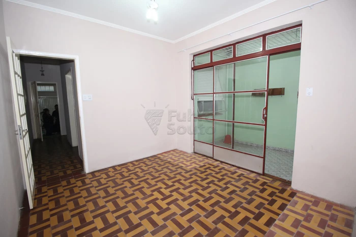 dzyw3d-pelotas-casa-padrao-centro-04-05-2024_23-00-02-10.webp