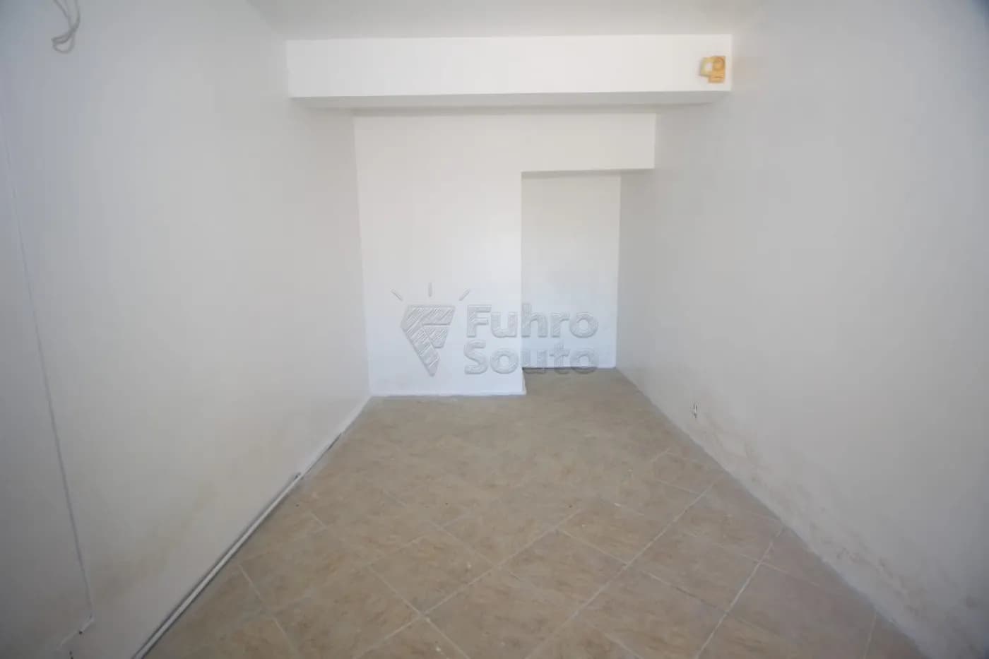 e04wc-pelotas-comercial-sala-fora-de-condominio-areal-17-11-2025_16-05-42-9.webp