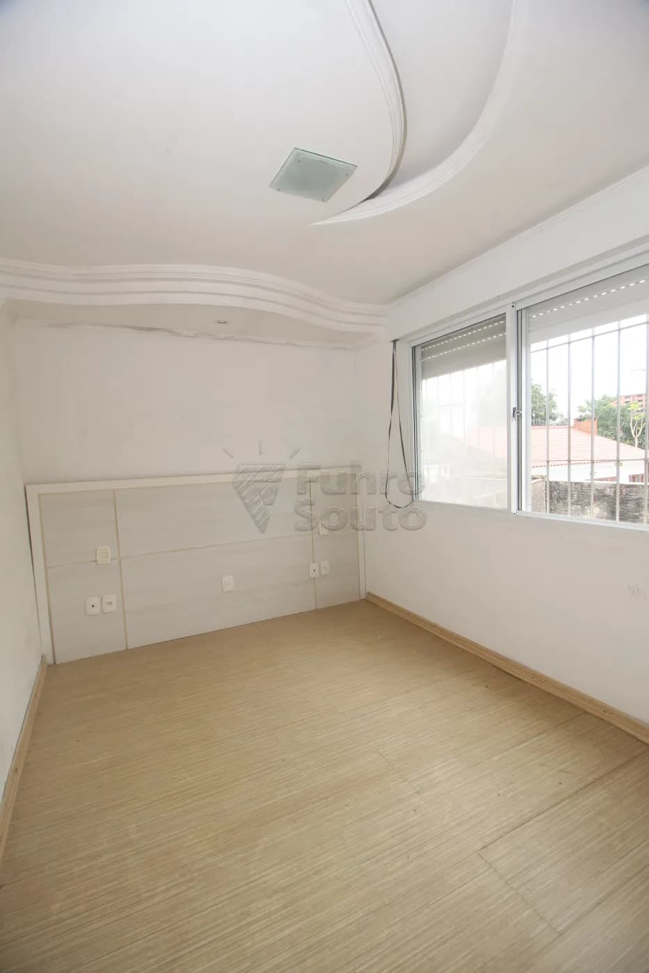 e1it7c-pelotas-casa-padrao-centro-15-12-2024_01-05-10-27.webp