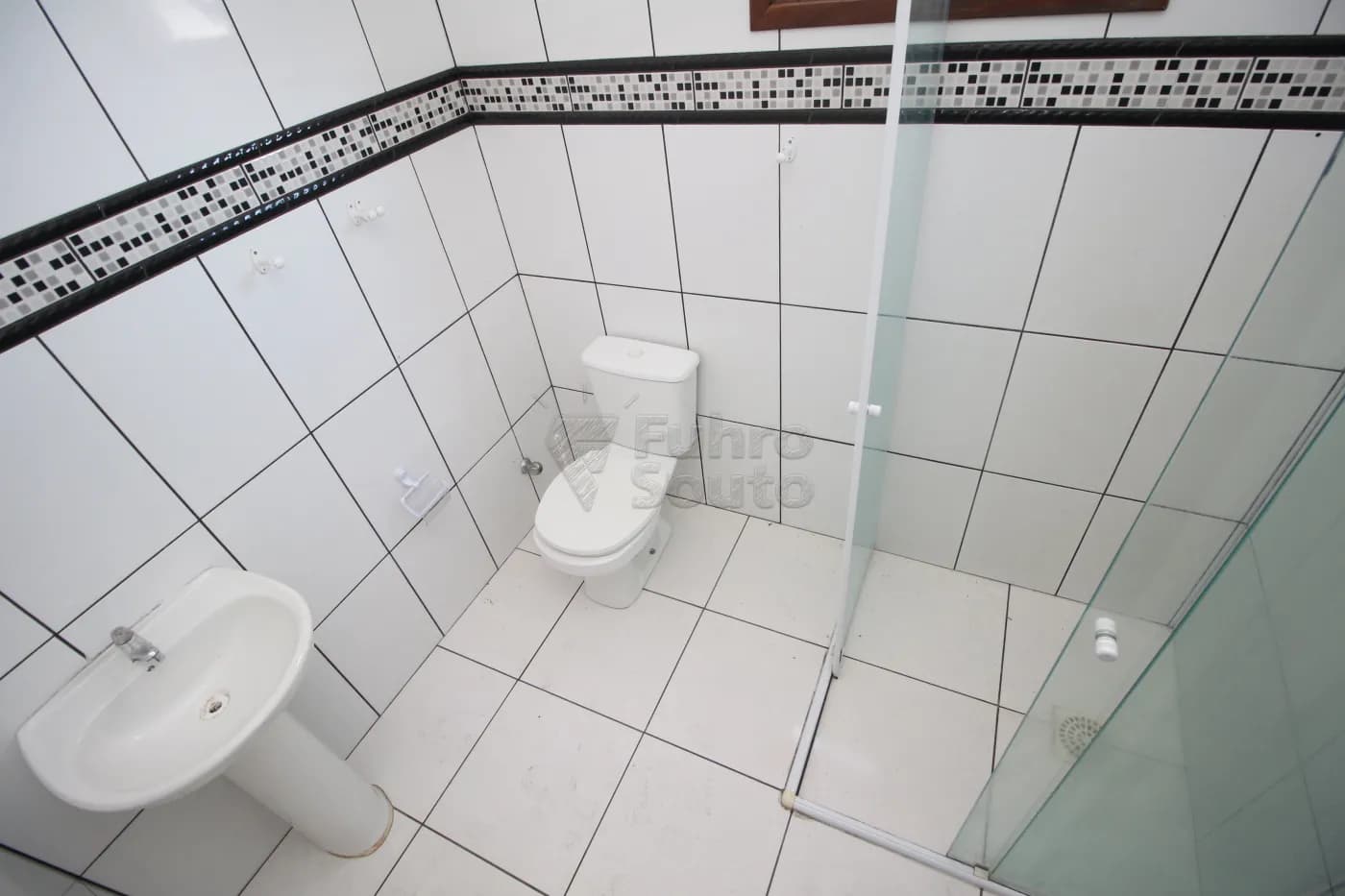 e3in0l-pelotas-apartamento-padrao-centro-22-04-2024_23-39-52-28.webp