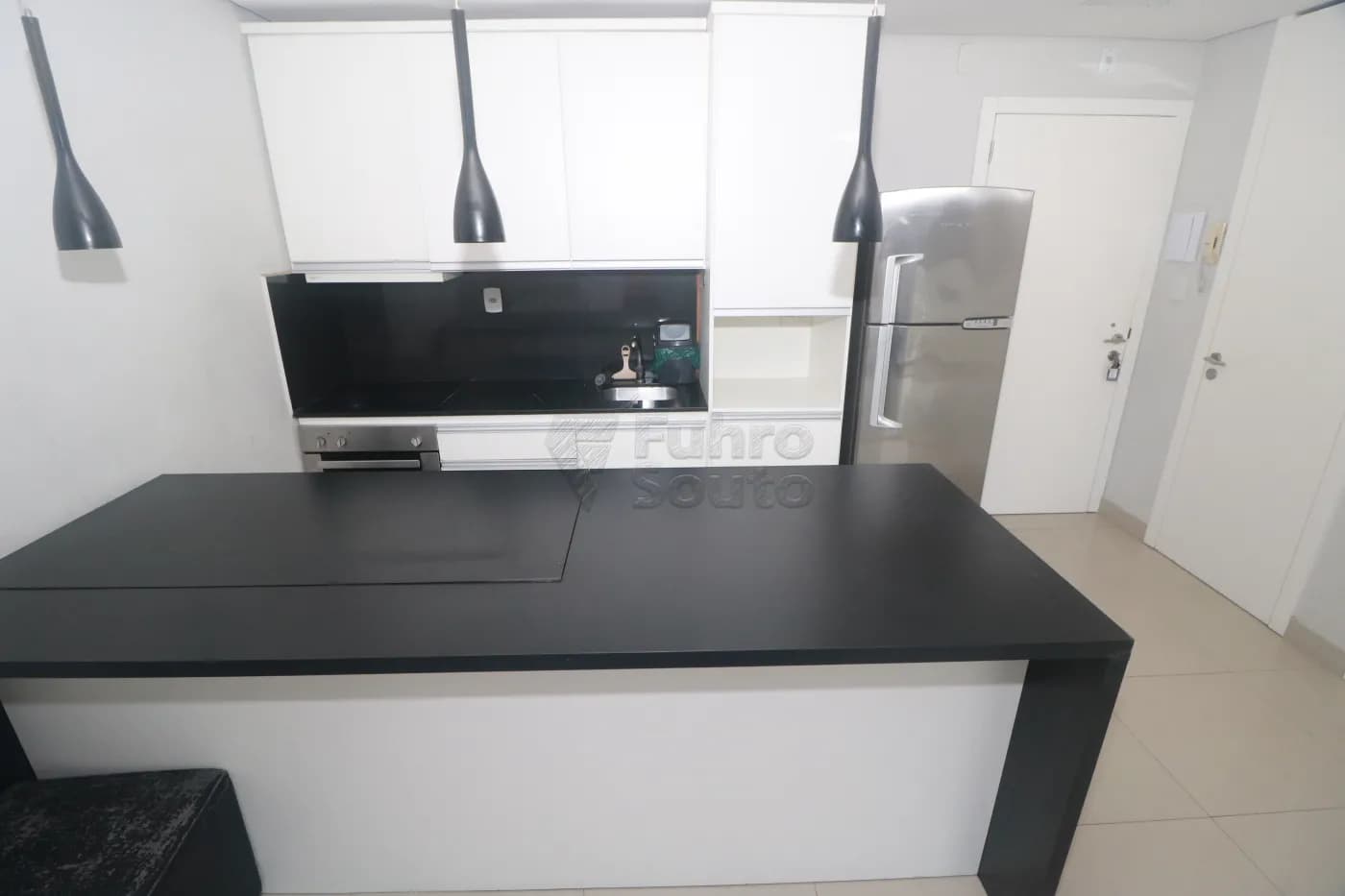 e48bl-pelotas-apartamento-padrao-centro-08-01-2026_00-15-59-695f216f4bf95.webp