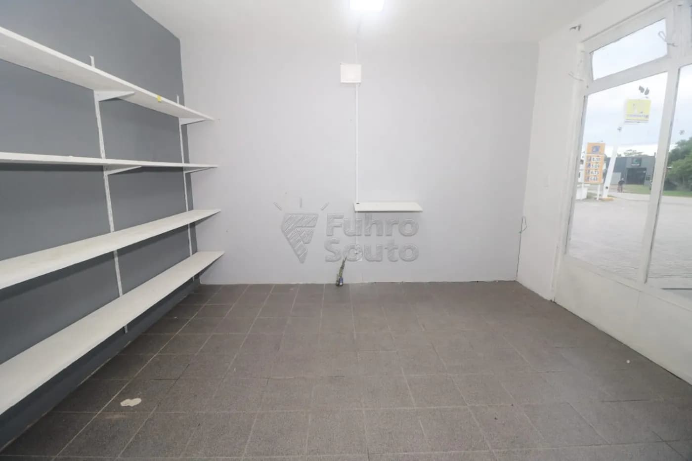 e6whiw-pelotas-comercial-sala-fora-de-condominio-laranjal-14-04-2026_16-48-11-69de99fbd43fe.webp