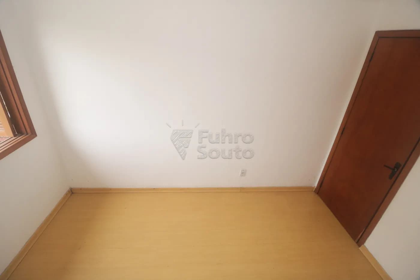 eb216o4-pelotas-apartamento-padrao-centro-07-05-2026_21-30-41-69fd2eb193fbf.webp