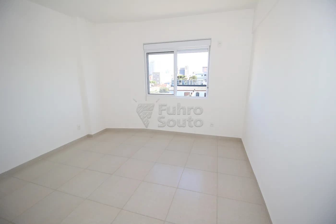 eglo38-pelotas-apartamento-padrao-centro-16-05-2024_00-49-17-9.webp