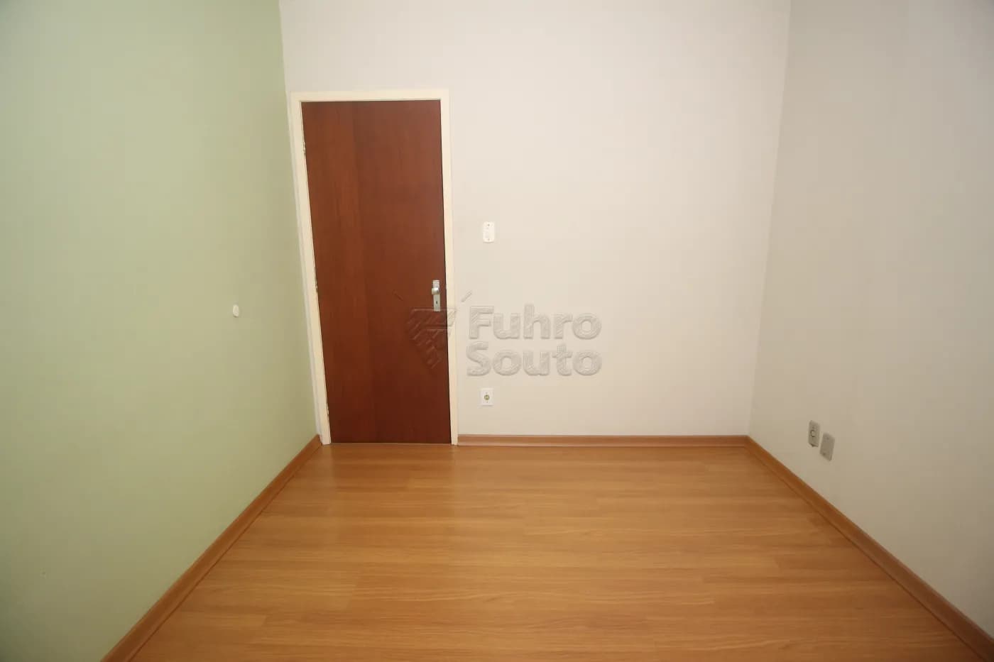 egpucb-pelotas-apartamento-padrao-centro-04-02-2025_00-50-46-11.webp