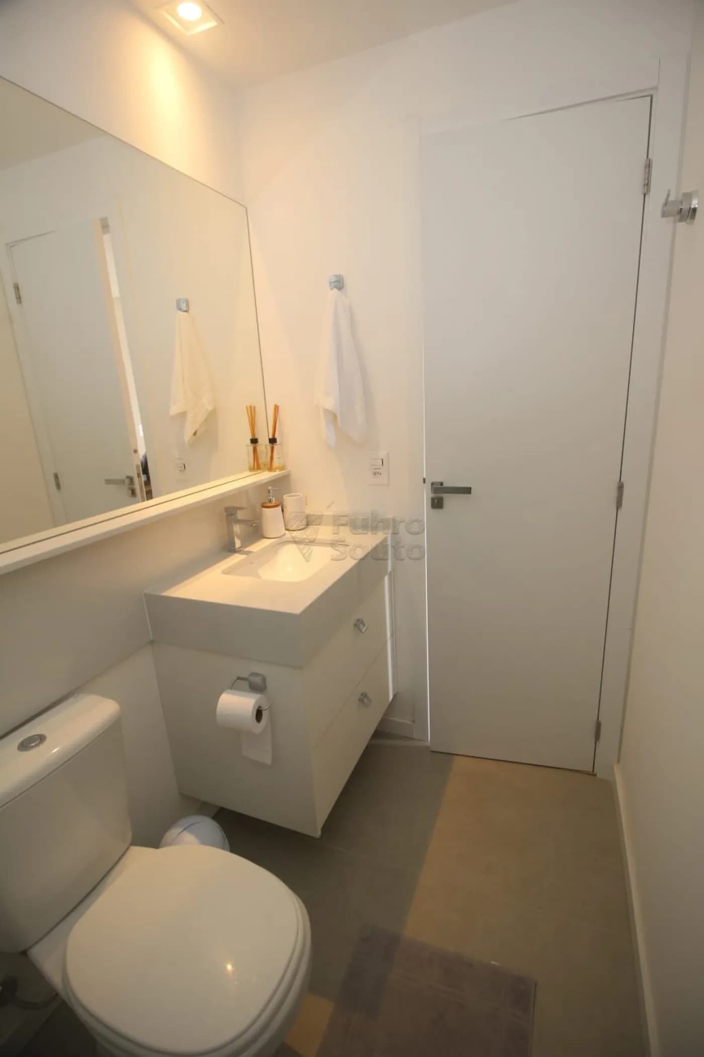 eh66l4-pelotas-apartamento-loft-studio-sao-goncalo-17-05-2025_11-53-44-13.webp
