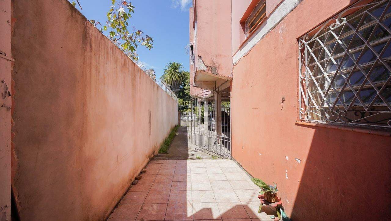 eiz7xs-apartamento-2-quartos-no-pelotas-entrada-garagem.jpg