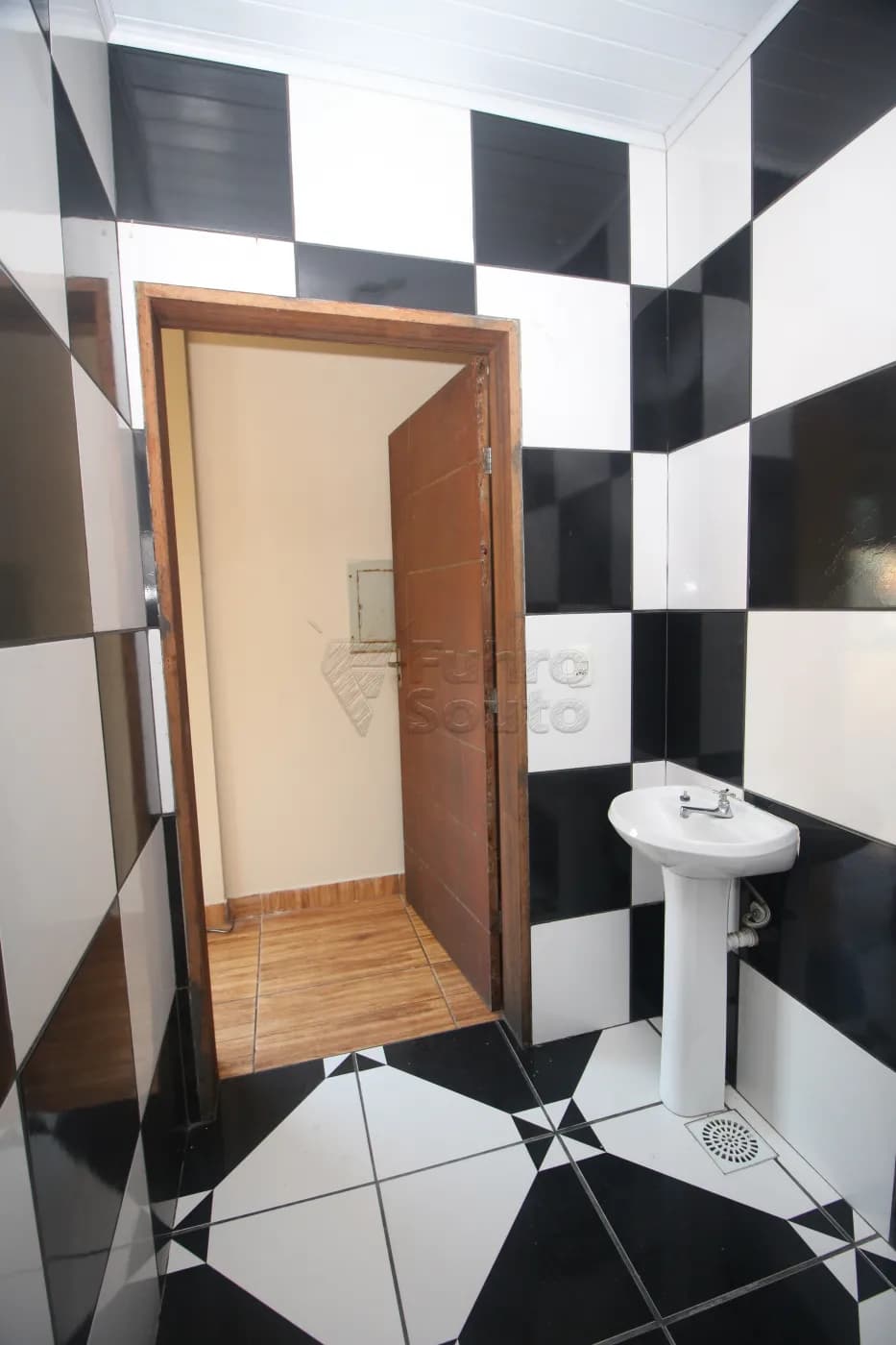 eldm1-pelotas-comercial-casa-areal-12-03-2025_00-31-16-13.webp