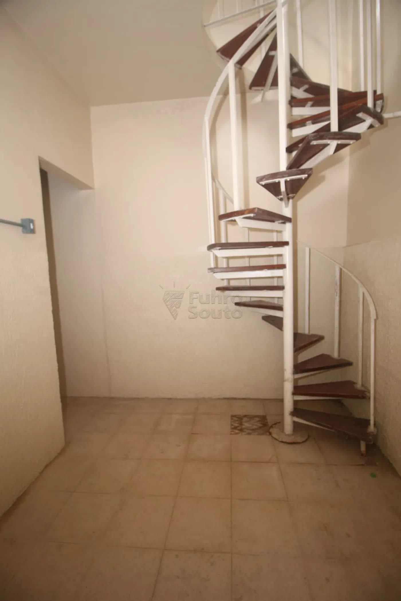 en4lic-pelotas-casa-padrao-centro-14-07-2025_13-21-31-24.webp