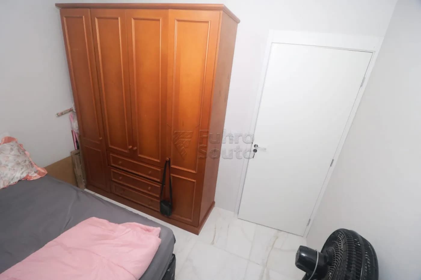 epxmb-pelotas-apartamento-padrao-centro-30-03-2026_17-38-34-69cadf4af1c42.webp