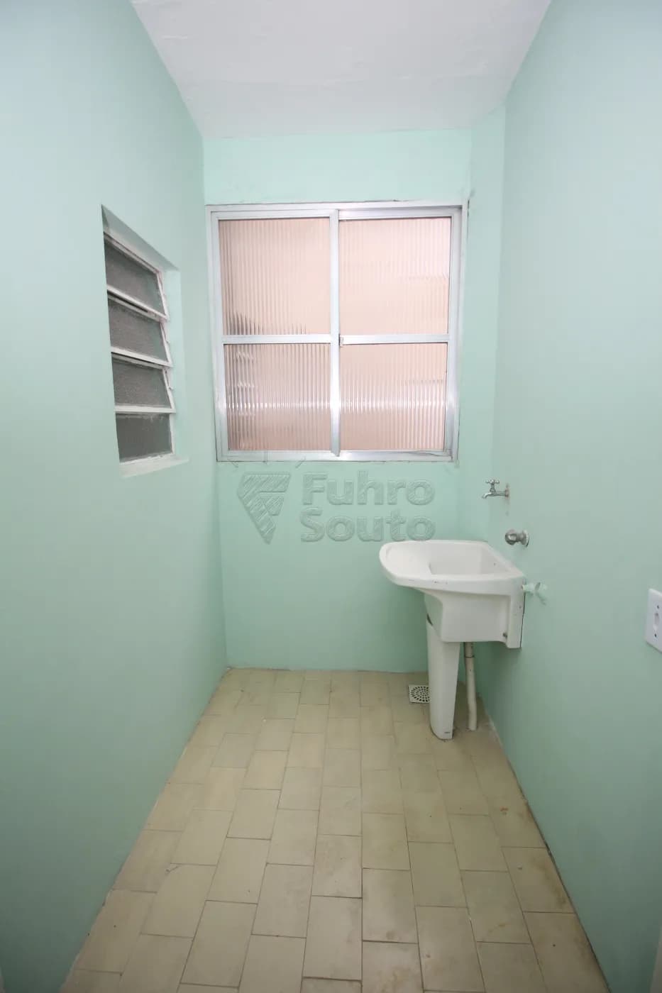 eq98jm-pelotas-apartamento-padrao-centro-19-06-2024_23-45-21-25.webp