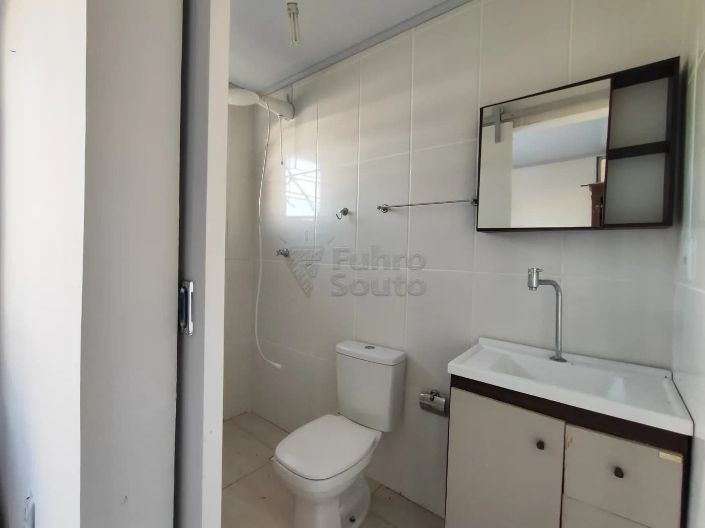 eqq2ek-pelotas-casa-padrao-laranjal-12-03-2026_14-07-37-69b2f2d94a8b3.webp