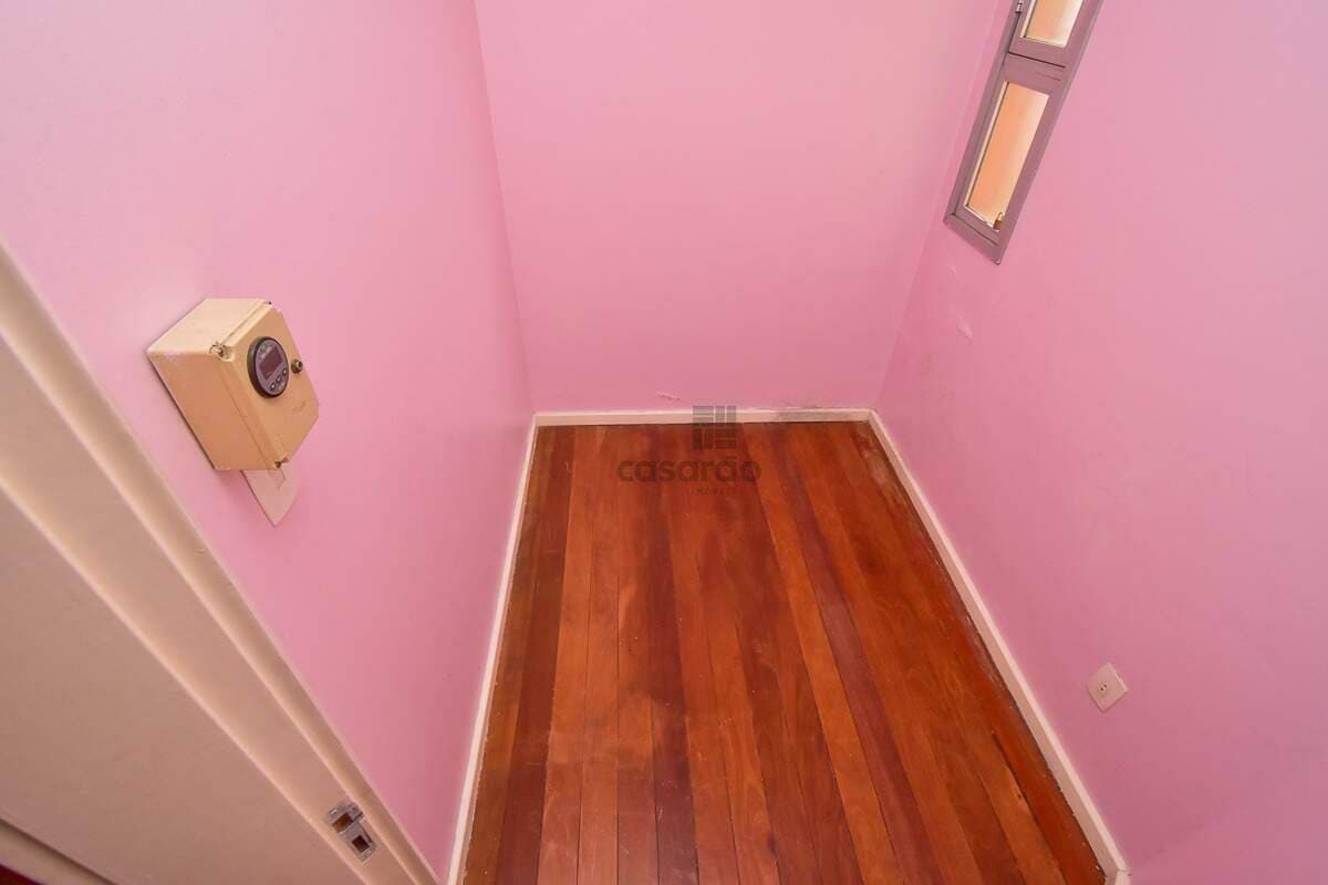 ers6d-casa-comercial-8-quartos-no-pelotas-deposito.jpg