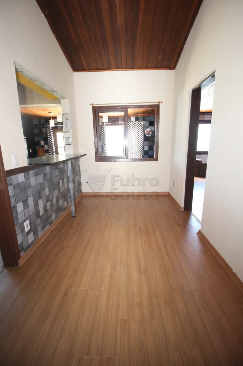 es9zui-pelotas-casa-padrao-laranjal-27-01-2024_01-36-13-16.webp