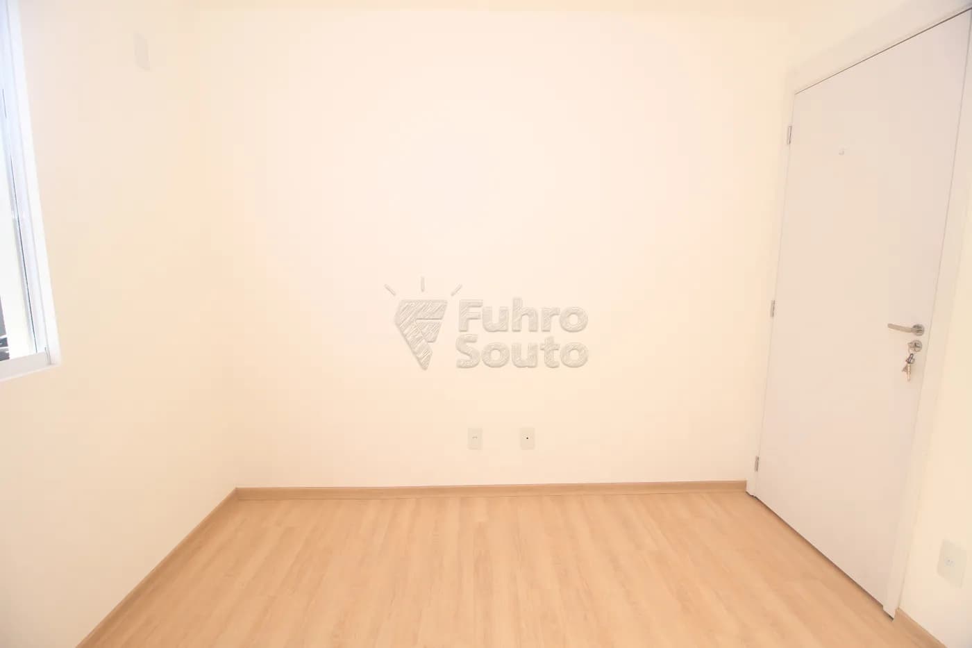 esx8ps-pelotas-apartamento-padrao-fragata-24-09-2025_23-51-26-20.webp