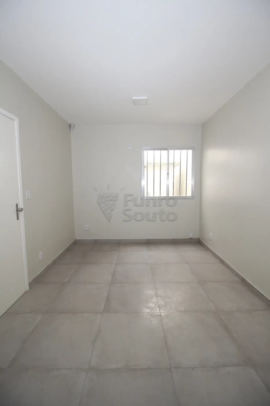 esy8xx-pelotas-comercial-predio-centro-19-03-2024_08-04-29-6.webp
