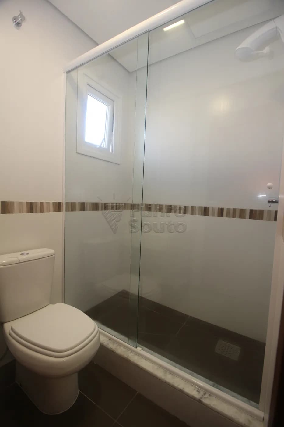 esyx8s-pelotas-casa-condominio-laranjal-14-06-2025_01-08-25-30.webp