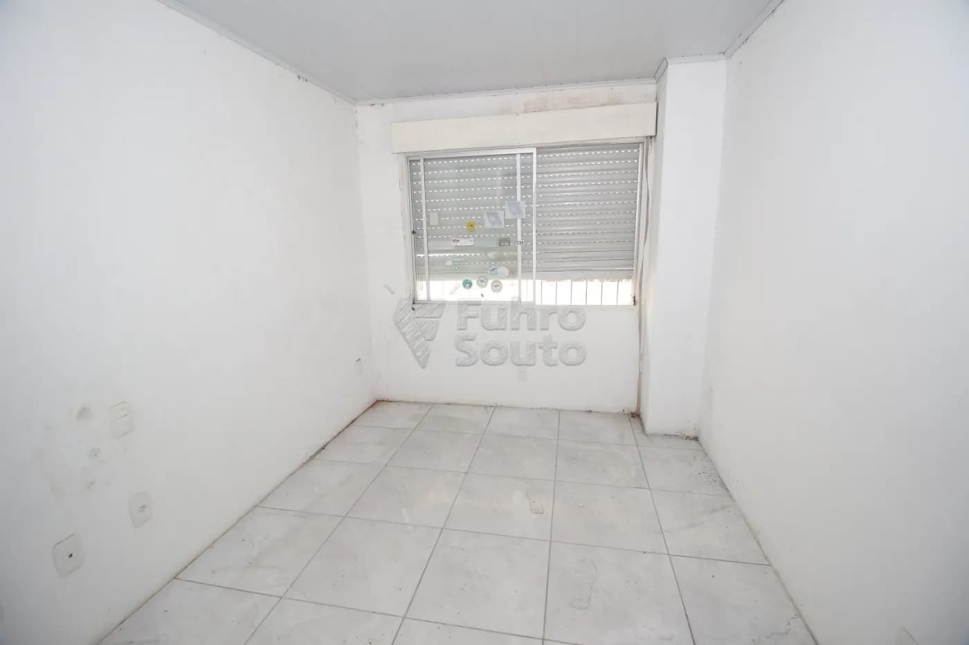 et54x-pelotas-casa-padrao-centro-15-12-2024_01-05-04-22.webp