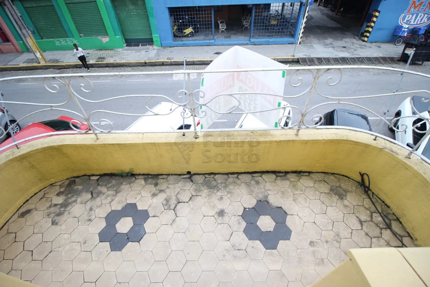 ew7i97-pelotas-comercial-casa-centro-14-11-2023_01-30-08-8.webp