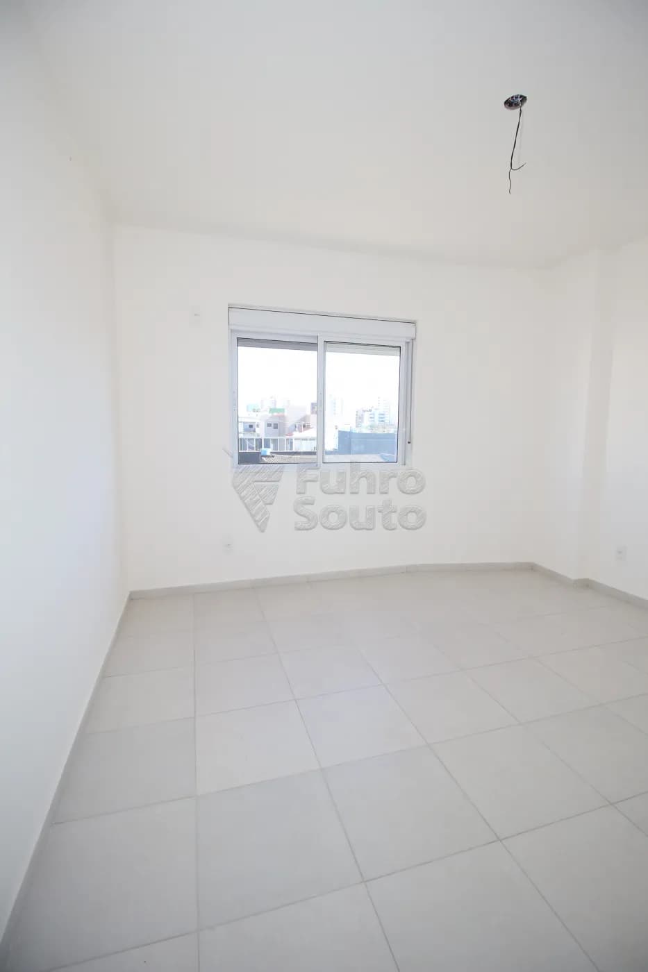 ewz5ms-pelotas-apartamento-padrao-centro-16-05-2024_00-42-05-16.webp