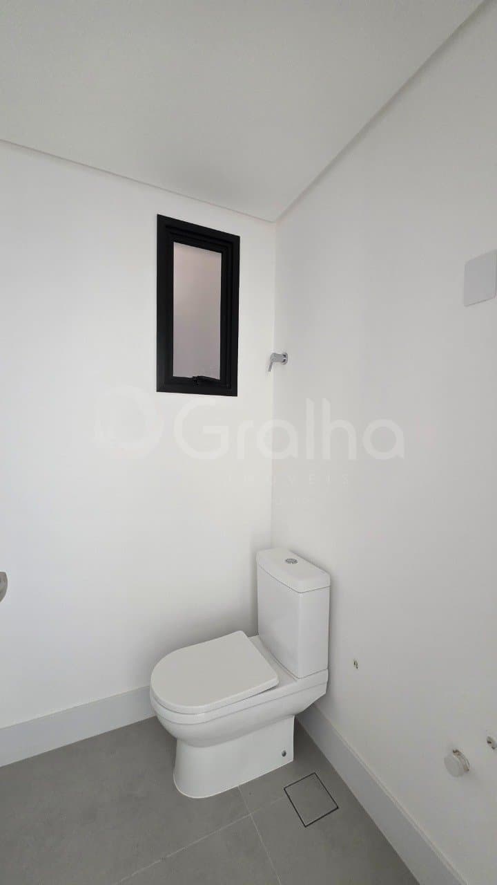 exec14-iCP78623U6v15_442156a56e8db07db1.jpg