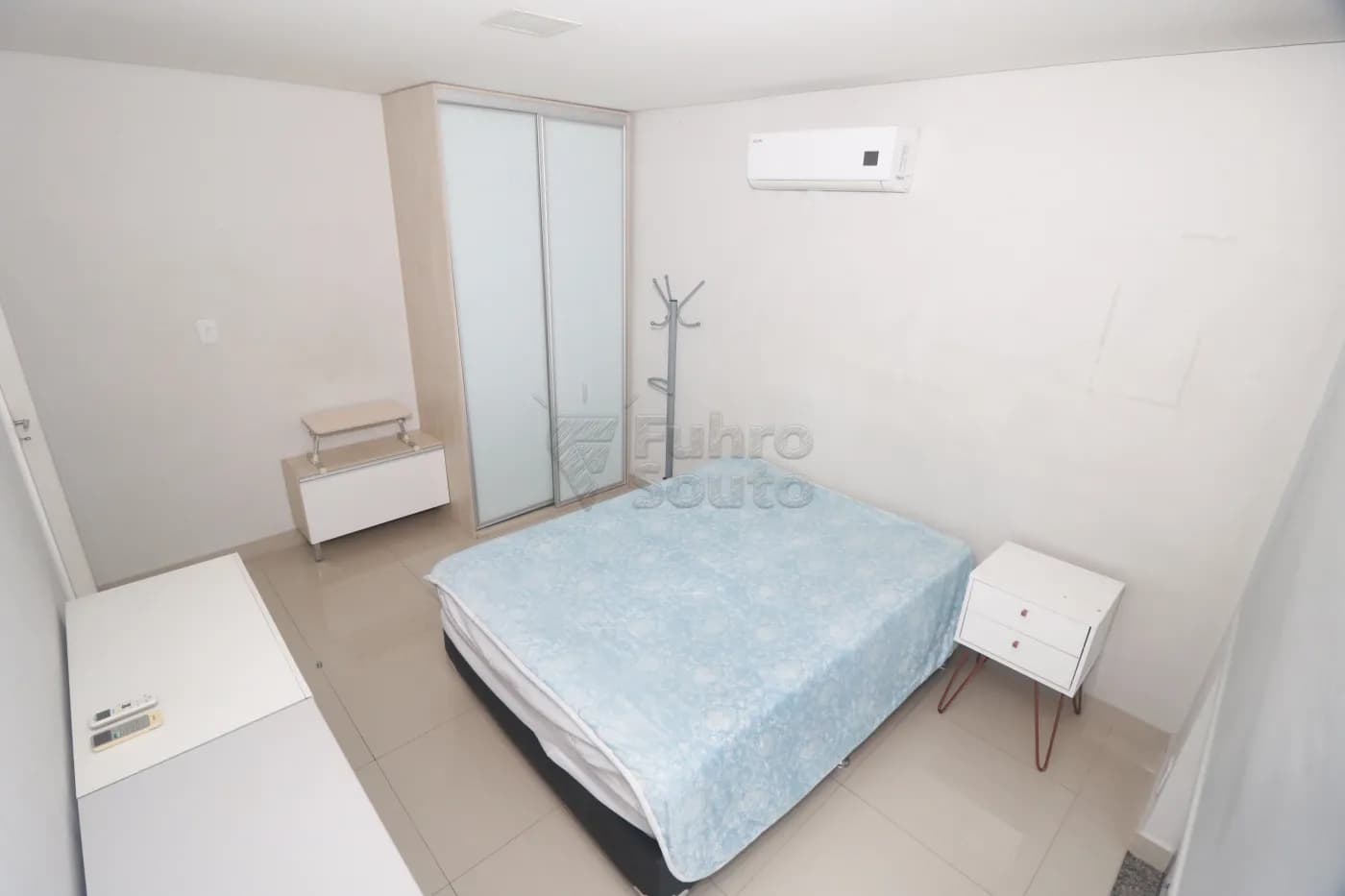 exphd8-pelotas-apartamento-padrao-centro-08-01-2026_00-16-12-695f217c1fc5a.webp