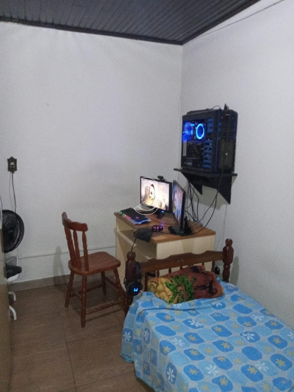 ey7cj-iBzT3qxh490520C88NI_7556629f99ddaa806_o_wm.jpg