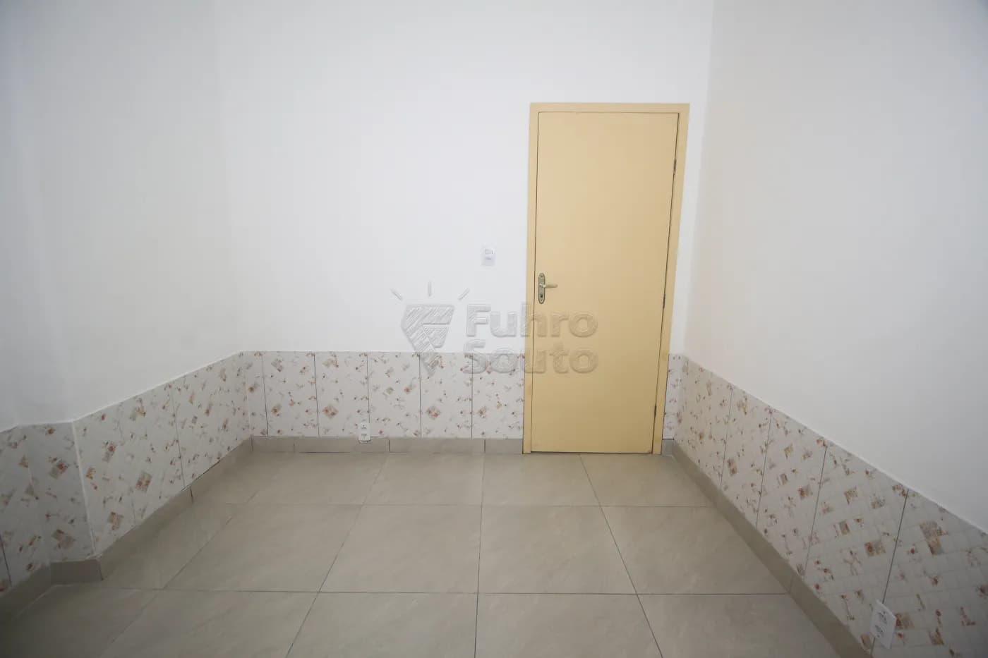 ezz0g-pelotas-comercial-casa-centro-07-06-2025_00-12-55-19.webp