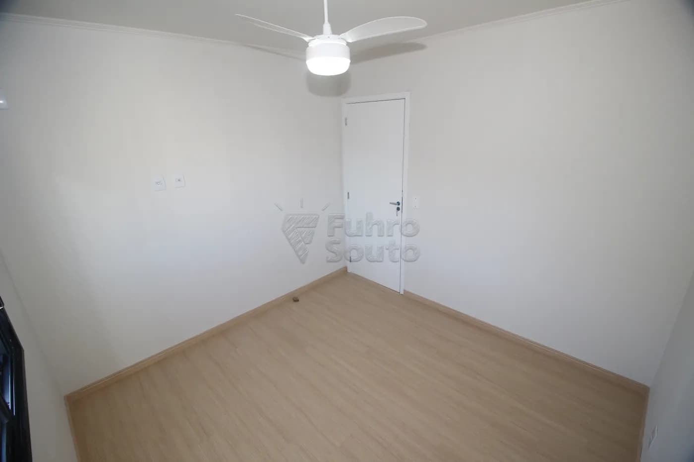 f6jq9n-pelotas-apartamento-padrao-centro-31-07-2024_21-22-54-19.webp