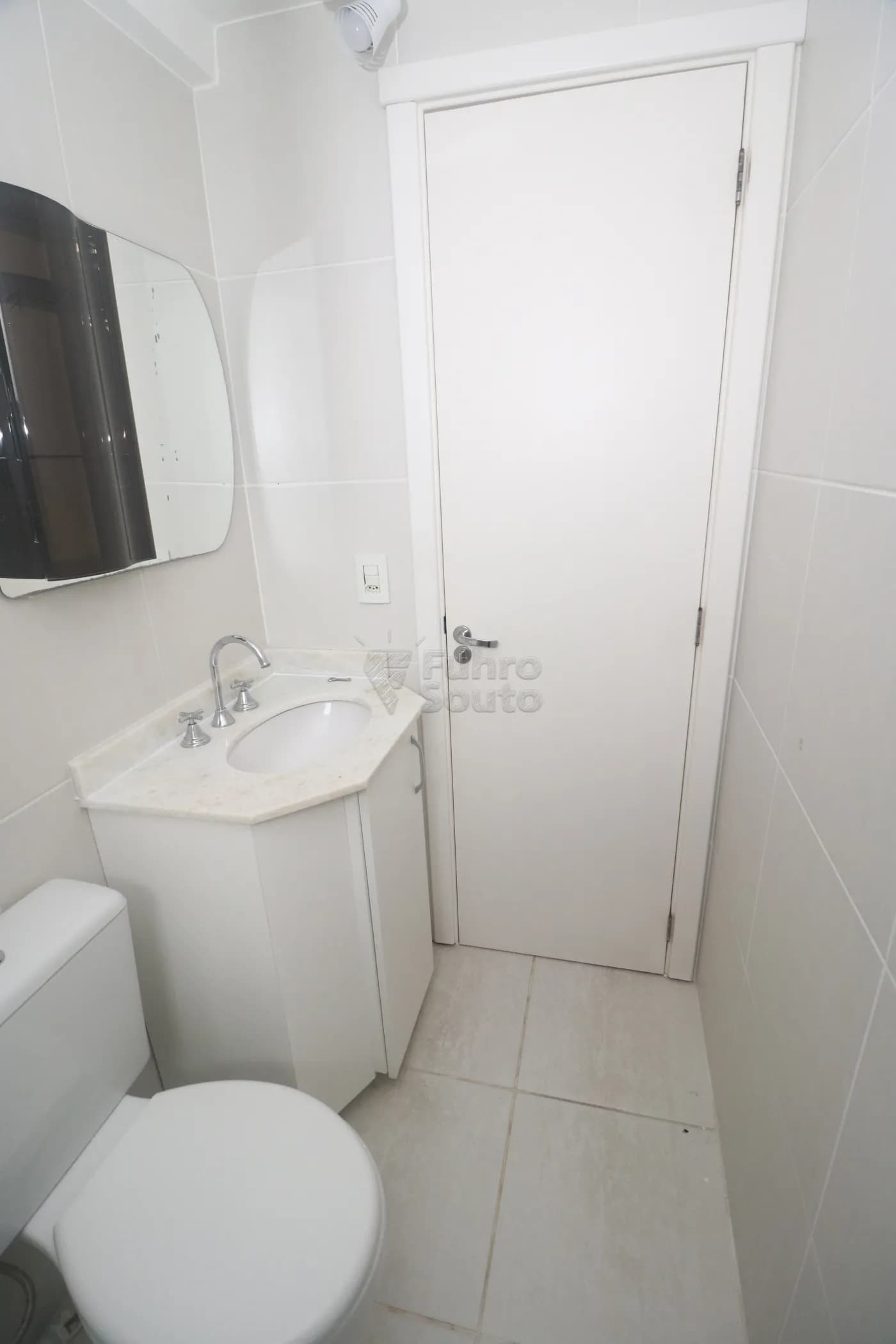 fep0y-pelotas-apartamento-padrao-centro-01-12-2025_21-54-46-27.webp