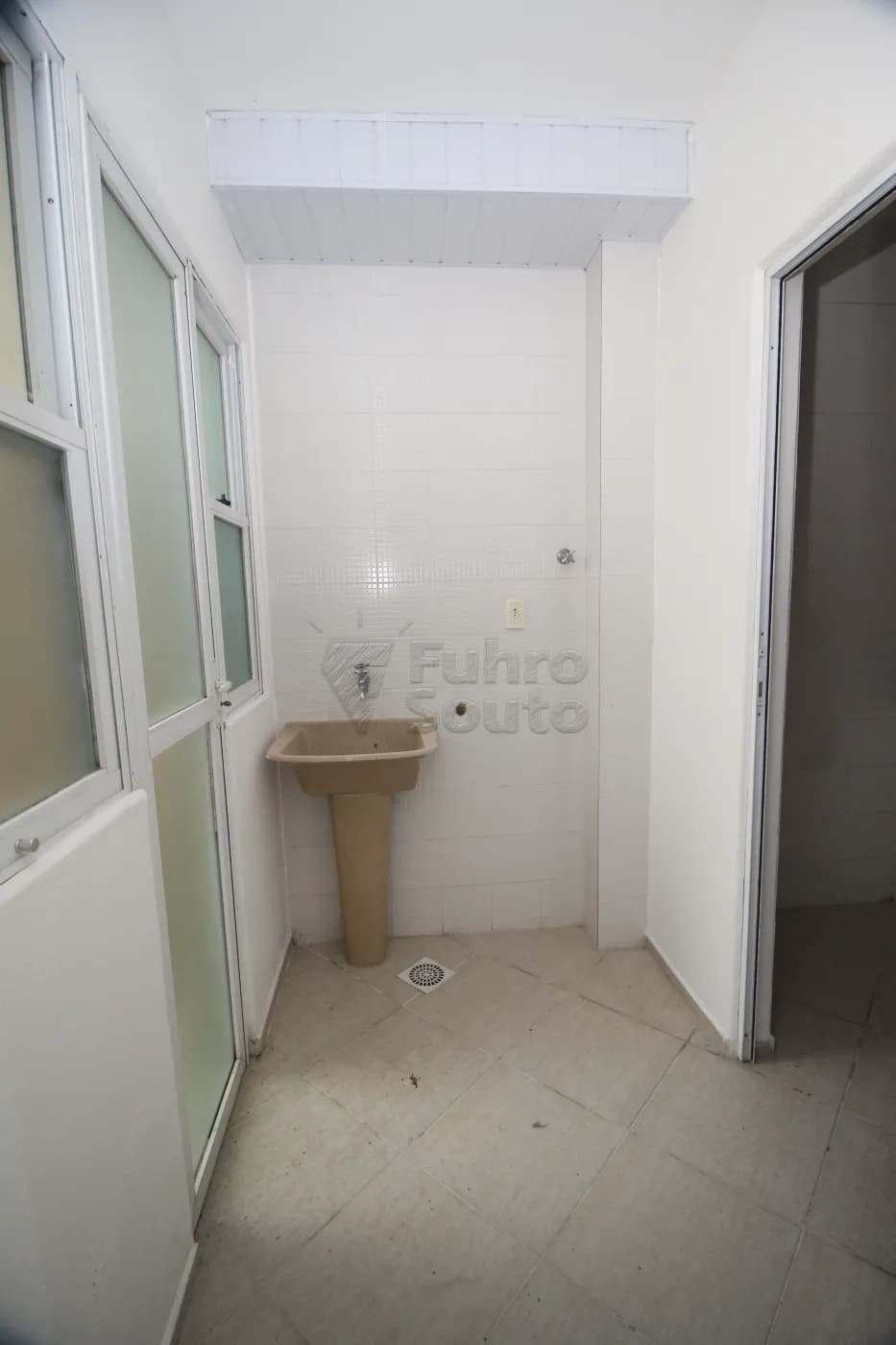 fhogkn-pelotas-apartamento-padrao-centro-30-08-2024_21-29-31-17.webp
