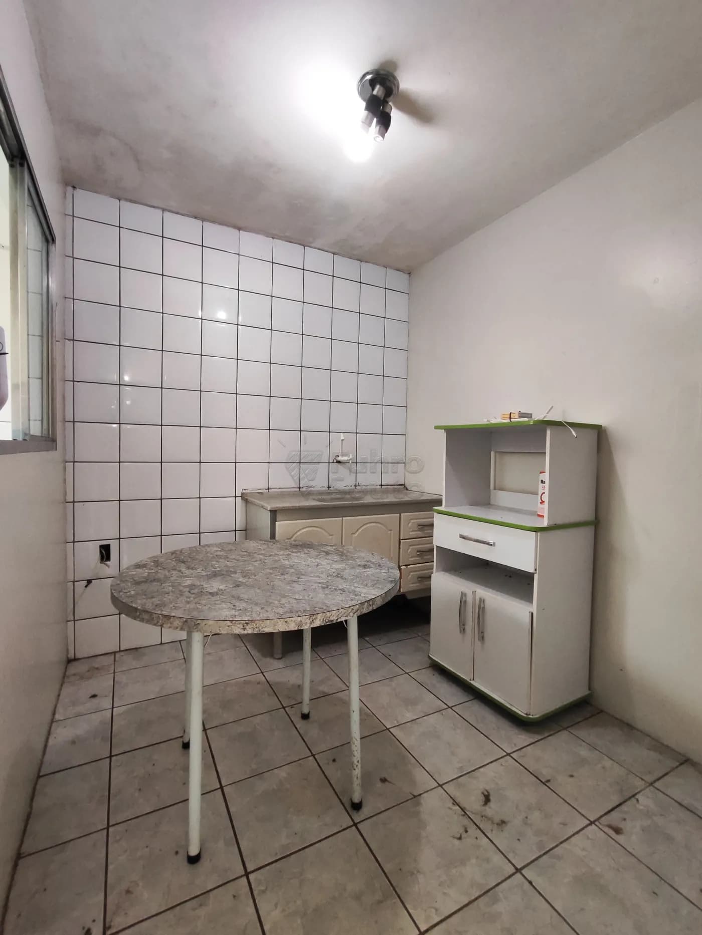 fo7v5m-pelotas-apartamento-kitinete-centro-26-03-2026_16-32-23-69c589c70b604.webp