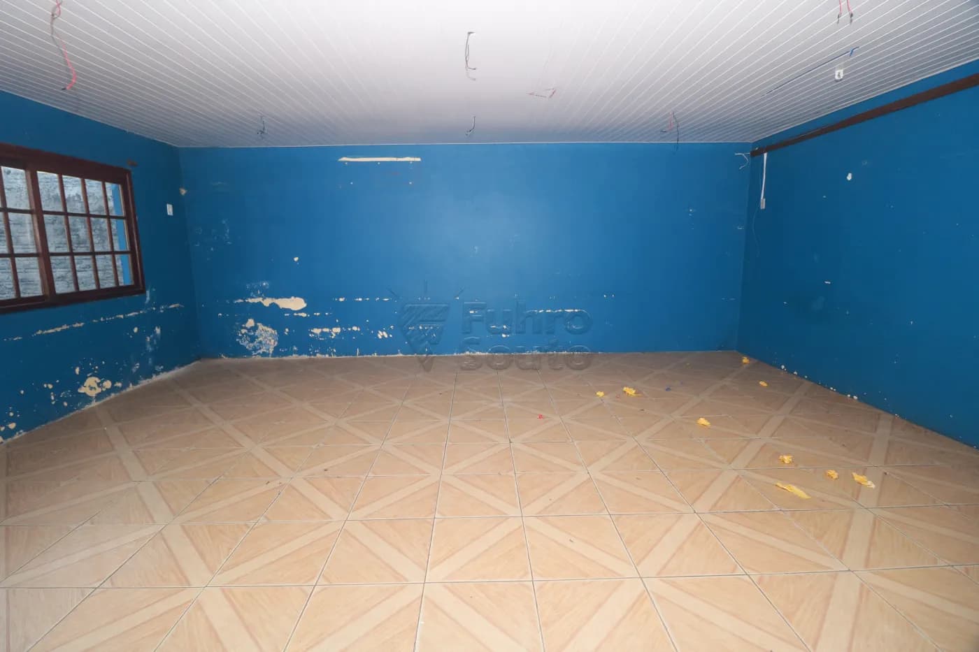 frc1j6-pelotas-comercial-casa-fragata-03-12-2025_08-10-24-10.webp
