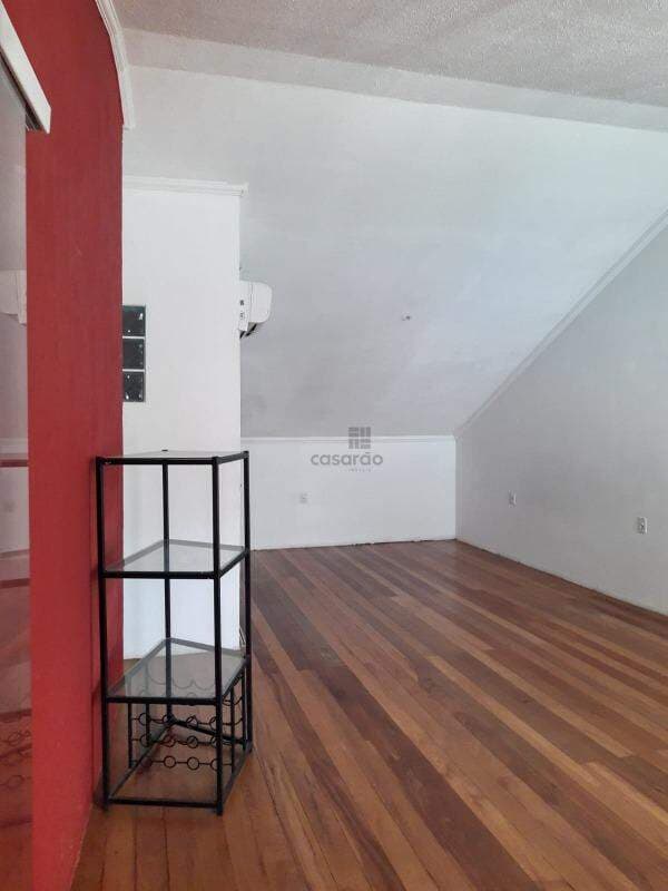 fs7sgt-casa-comercial-1-quarto-no-pelotas-quarto-2.jpeg