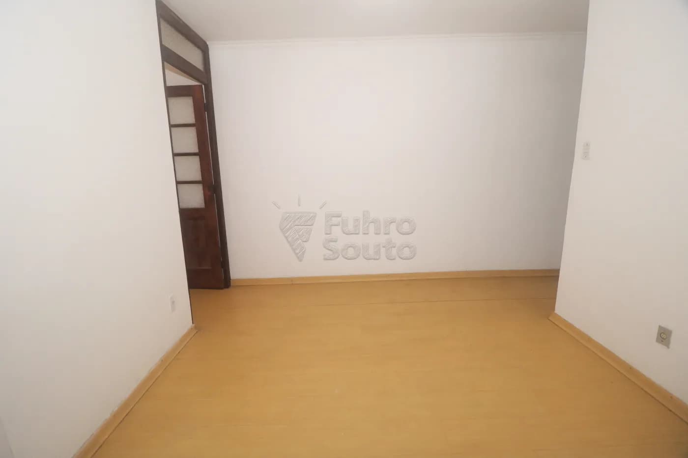fxid6k-pelotas-apartamento-padrao-centro-07-05-2026_21-29-59-69fd2e874d98d.webp