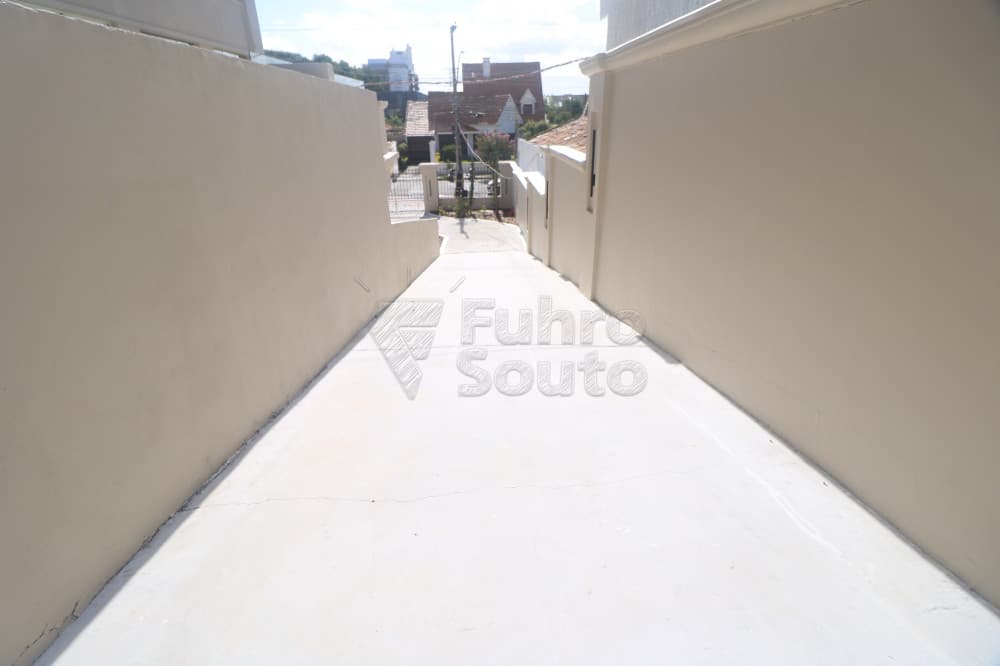 fxn9k-pelotas-centro-edificio-zabaleta-office-25-02-2026_21-55-32-3.jpg
