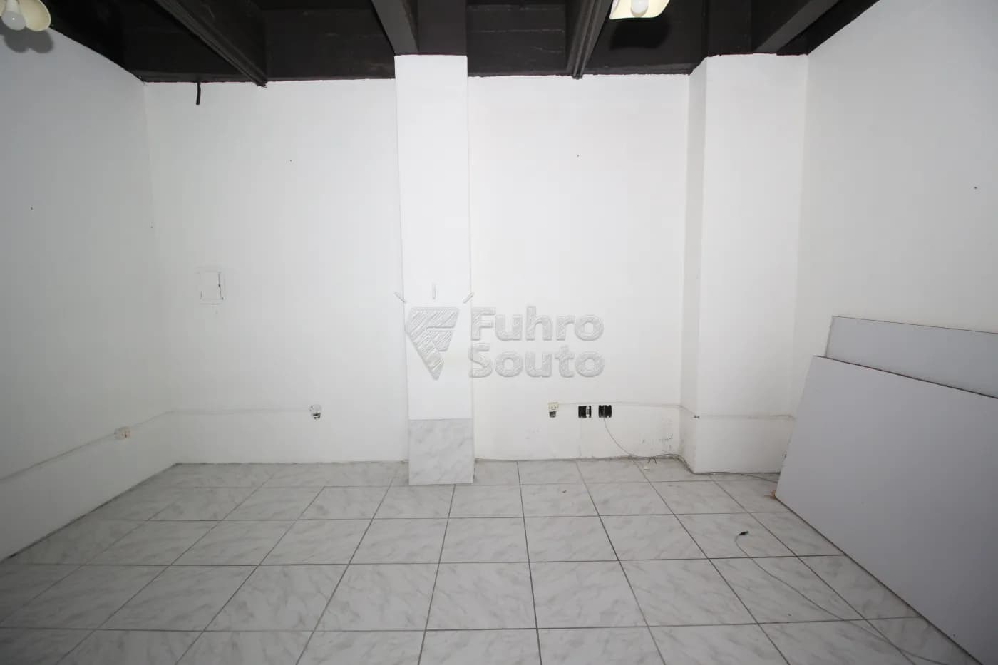 g1jldc-pelotas-comercial-sala-em-condominio-centro-03-04-2024_23-03-39-8.webp