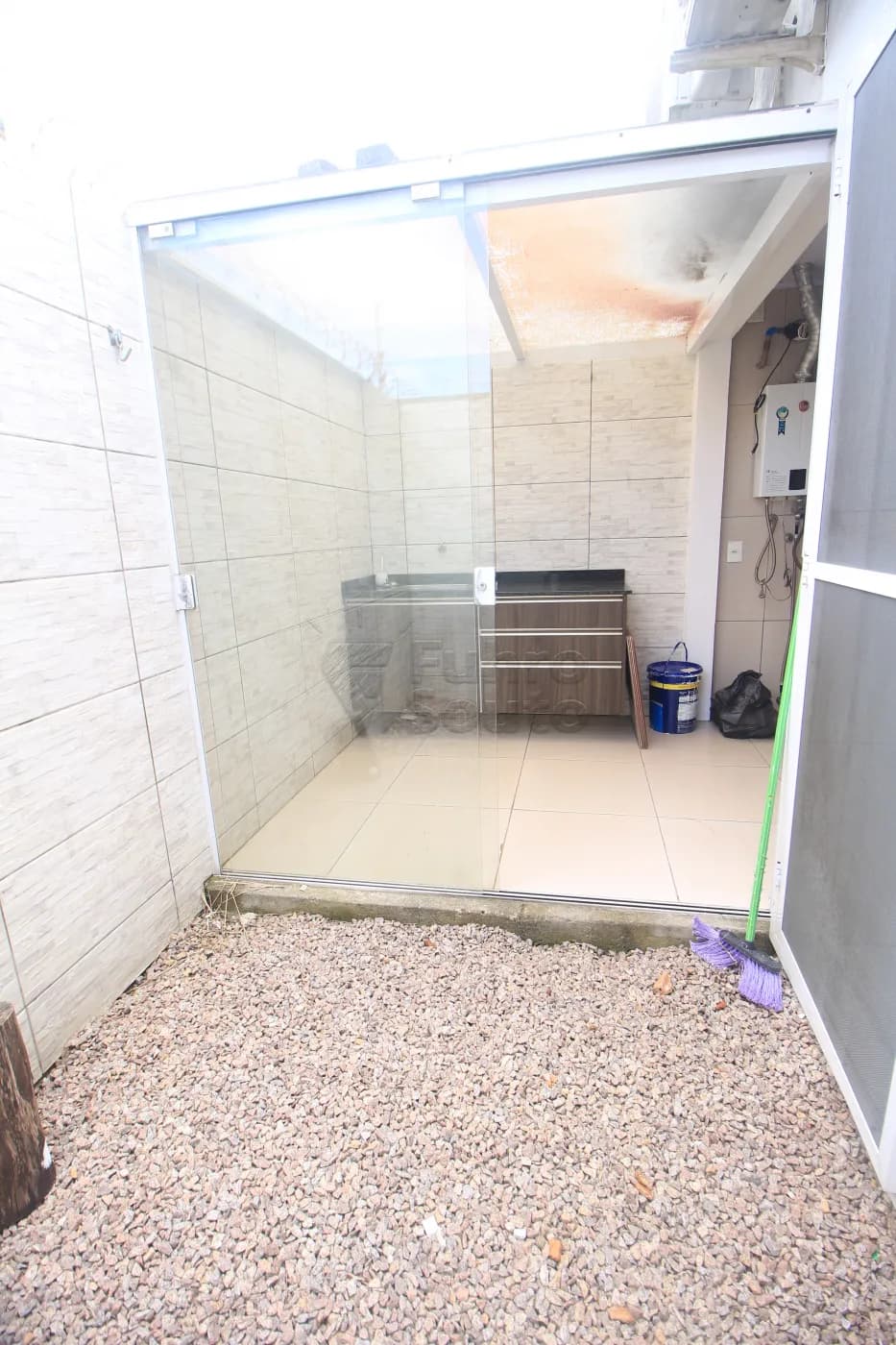 g8el1p-pelotas-casa-condominio-areal-11-12-2024_01-43-42-33.webp