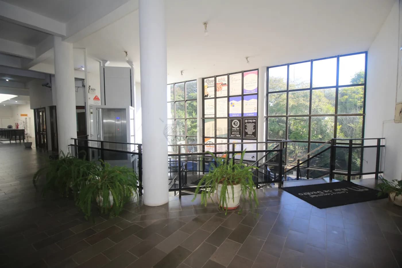 gc4y49-pelotas-comercial-sala-em-condominio-laranjal-24-04-2025_01-37-31-4.webp