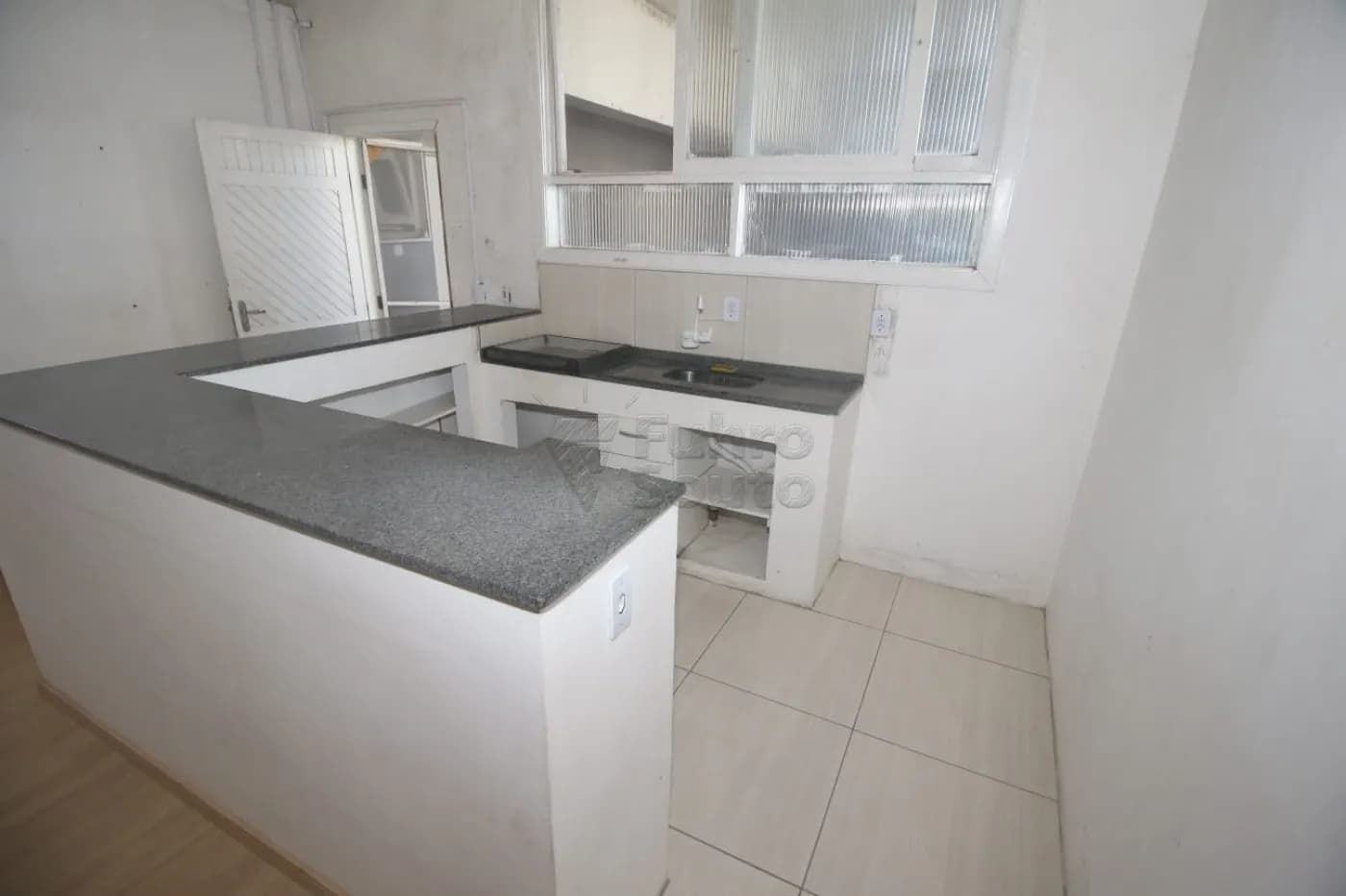 glhy6o-pelotas-casa-padrao-fragata-03-07-2025_17-30-05-75.webp