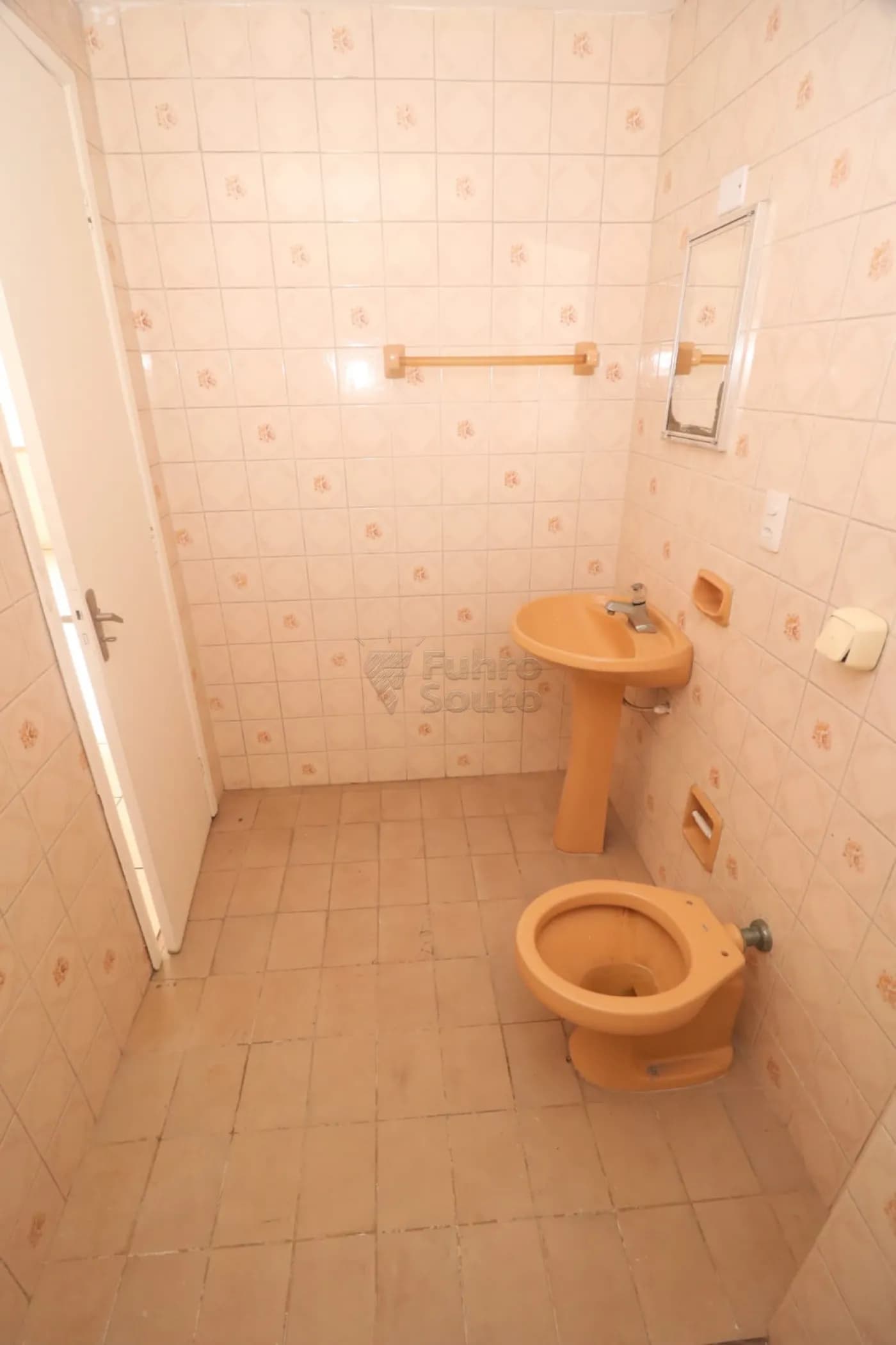gn8t1-pelotas-apartamento-kitinete-centro-22-01-2026_17-06-22-6972833eba4be.webp