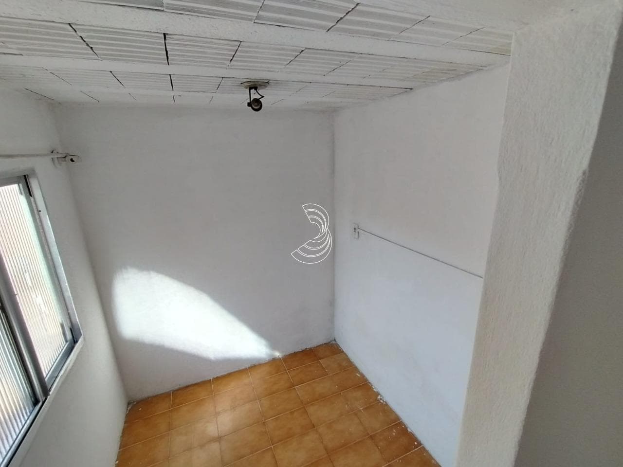 gnbi6l-iPZ839k9X17Vg_1094165f4358ec2eff_WEwMjU2OTBkYzYy_o_wm.jpg