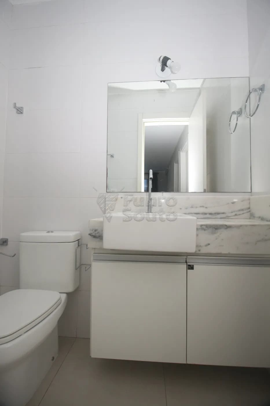 guk89a-pelotas-apartamento-padrao-centro-07-05-2025_23-00-12-20.webp