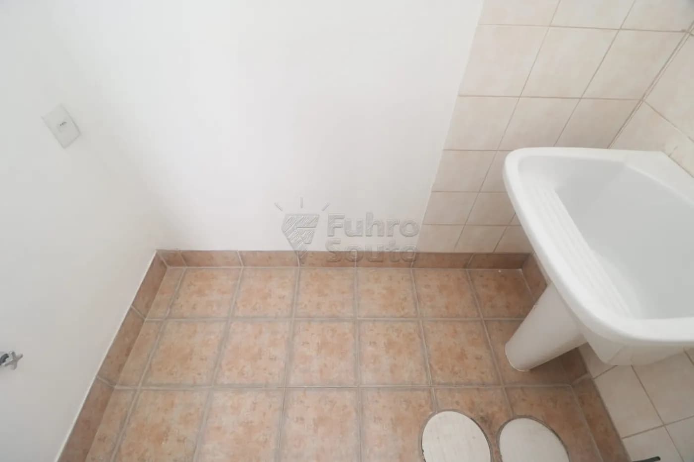 gyl5-pelotas-apartamento-padrao-centro-19-04-2026_15-58-17-69e525c9cad73.webp