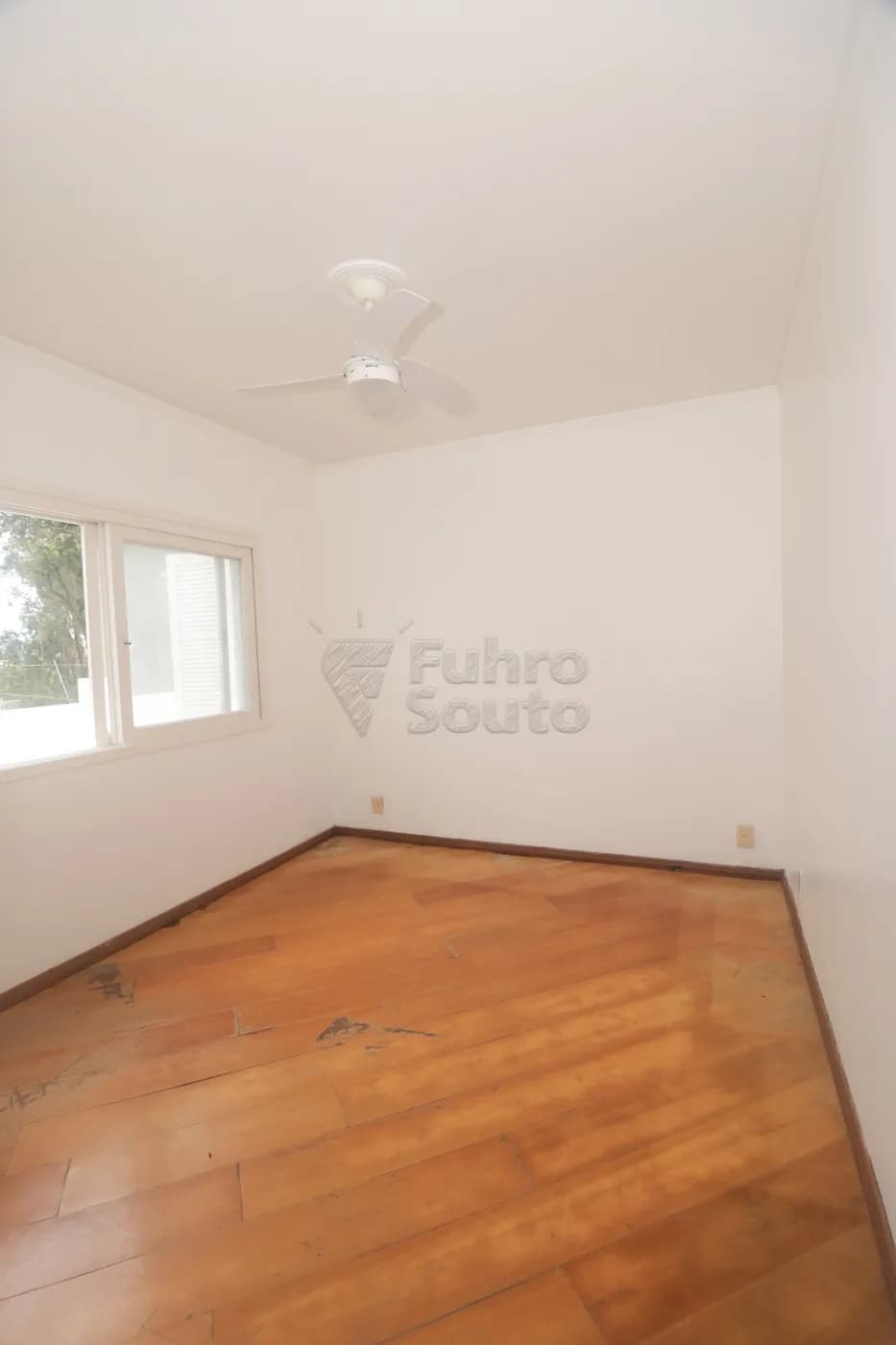 h28ixs-pelotas-apartamento-padrao-centro-18-03-2026_21-16-45-69bb406dd8beb.webp