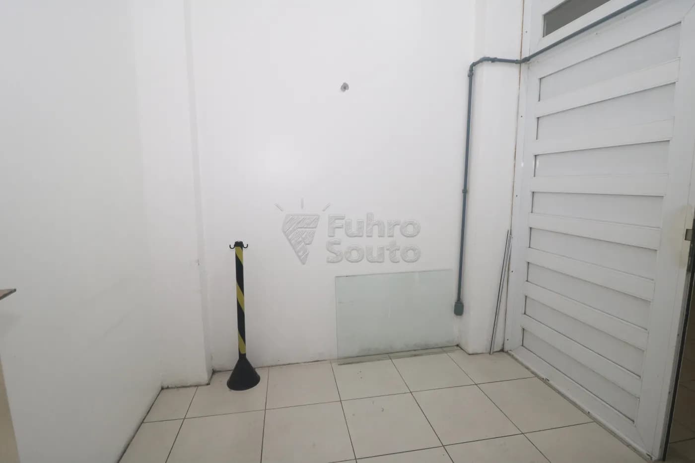 h68dec-pelotas-comercial-predio-centro-16-07-2026_01-33-30-6a585f1a847d9.webp
